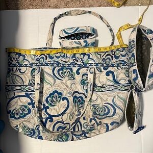 Vera Bradley Bundle Set in mediterranean white.